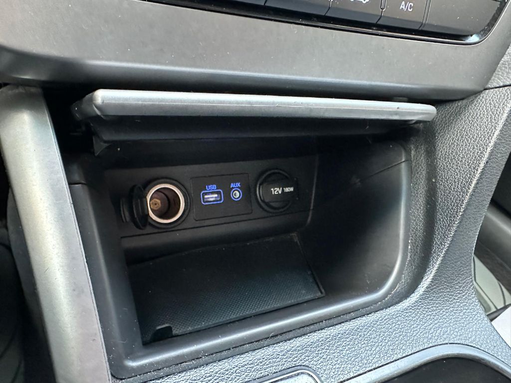 2017 Hyundai Sonata Base - Photo 24