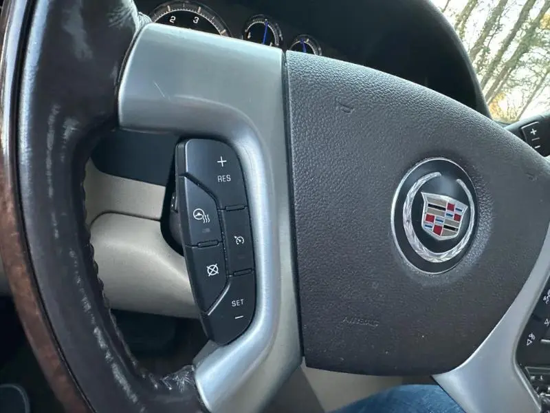 2011 Cadillac Escalade EXT Premium - Photo 27