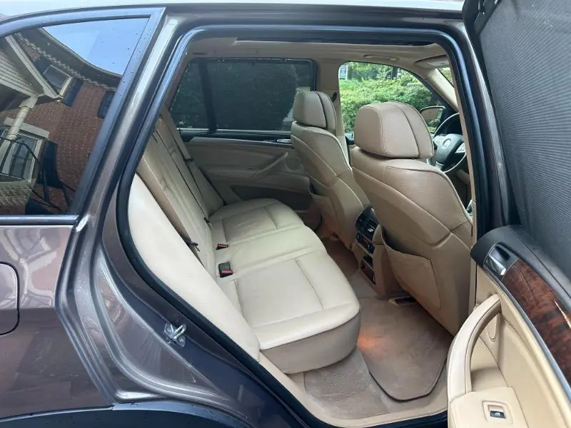 2011 BMW X5 xDrive35i - Photo 44