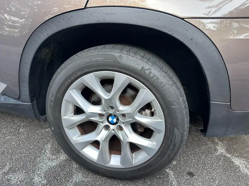 2011 BMW X5 xDrive35i - Photo 9