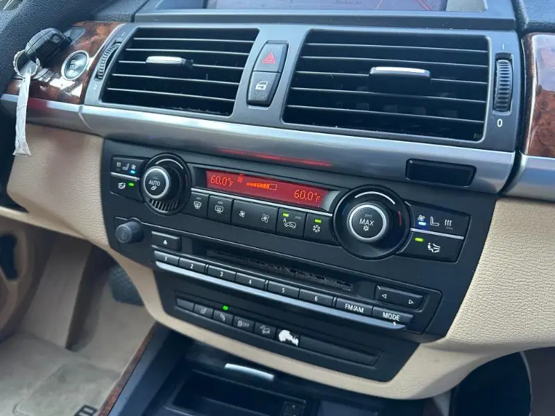 2011 BMW X5 xDrive35i - Photo 51